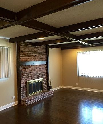4th image of 433 E Fullerton Ave