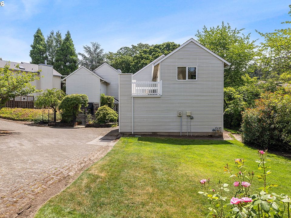 1st image of 1281 NW Weybridge Way