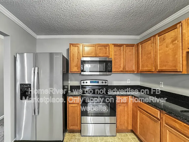 733 Elderberry Ln — Photo 4
