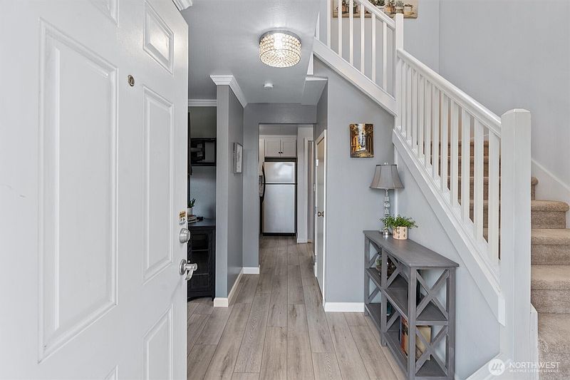 3rd image of 304 29th Street SE #101