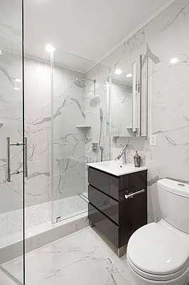 Sold by Harbor Properties International LLC | media 12