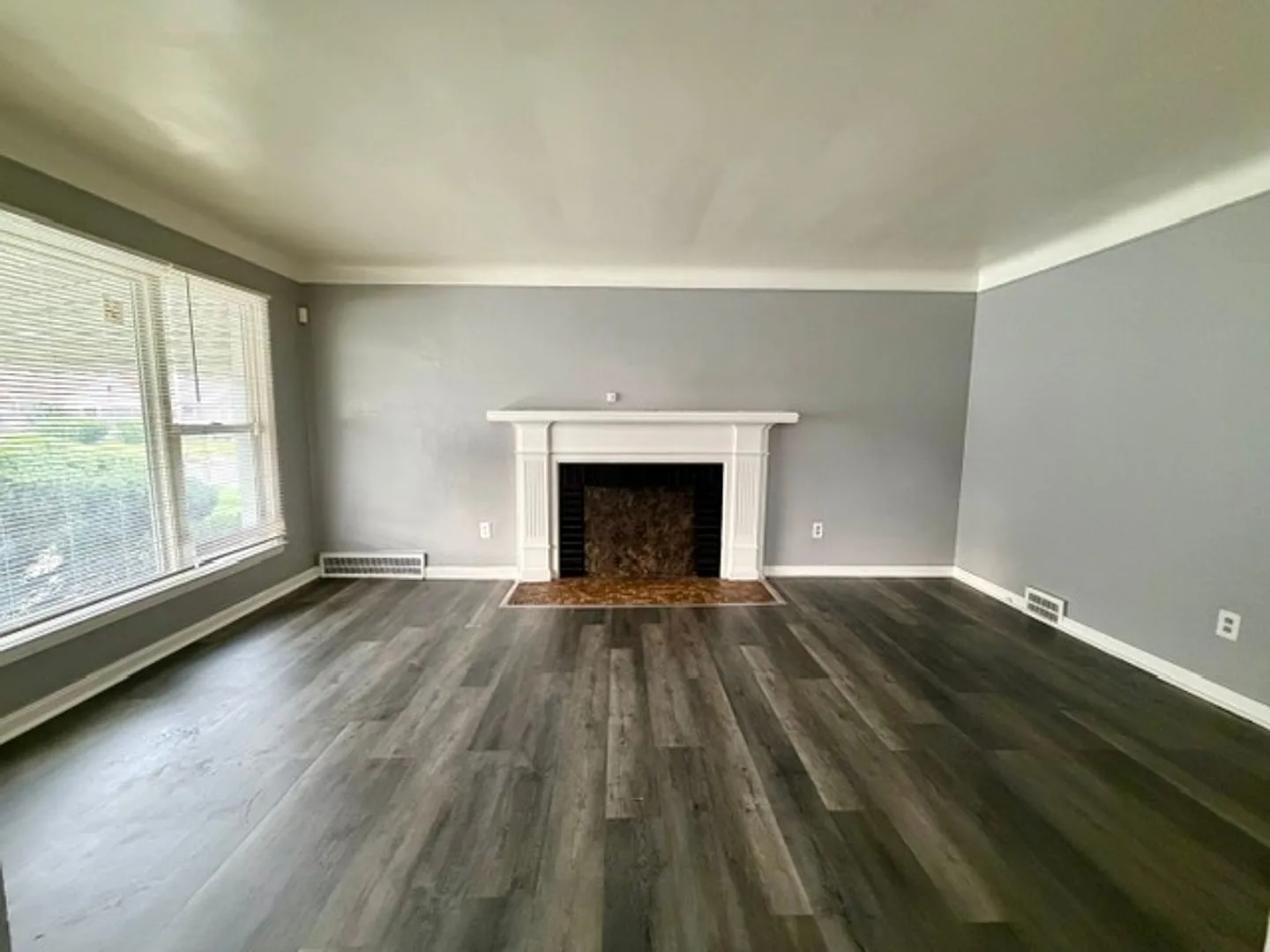 Charming 3-Bedroom Brick Bungalow with Detached Garage $1,350/Month - Welcome Section 8 — Photo 3