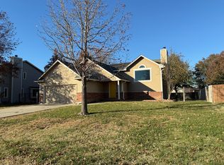 2524 E Charleston St, Wichita, KS 67219