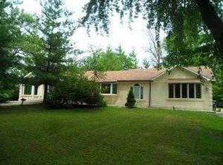 20933 Deerpath Rd, Deer Park, IL 60010