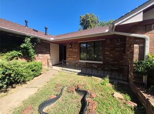 2328 Celina Dr, Midwest City, OK 73130