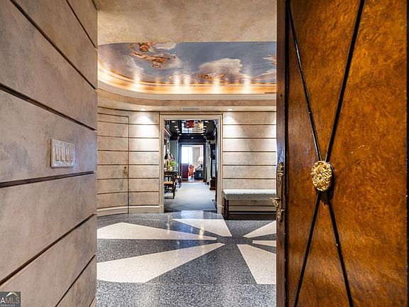 2nd image of 2660 Peachtree Rd NW APT 37G