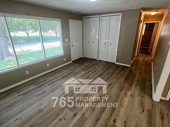 2nd image of 2409 Edgelea Dr