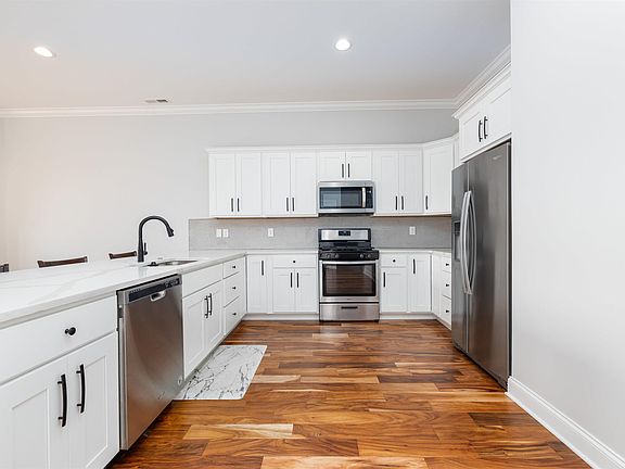 5th image of 3246 Mallard Cir