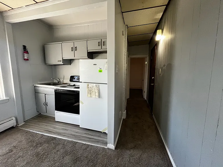 1200 E 9th St — Photo 9