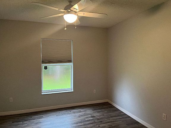 5th image of 5707 Silver Oak Dr