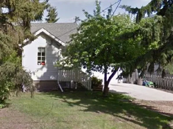 5515 45th Ave, Red Deer, AB T4N 3L7