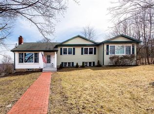 22 Lakeview Dr, Warwick, NY 10990