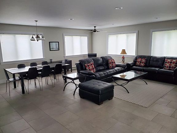 4th image of 16 Wood Dr