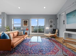150 Orleans St #PENTHOUSE 1, Boston, MA 02128