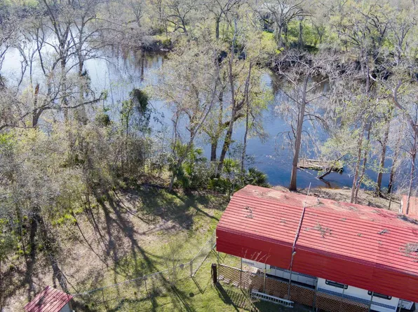 187 NW River Bank Rd, Mayo, FL 32066