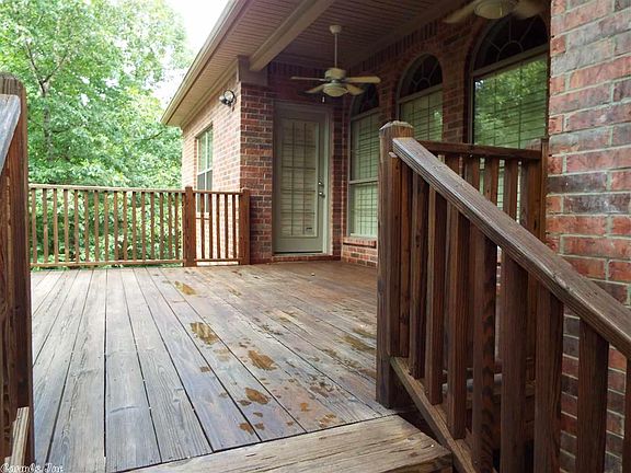 4th image of 14 Woodfern Dr