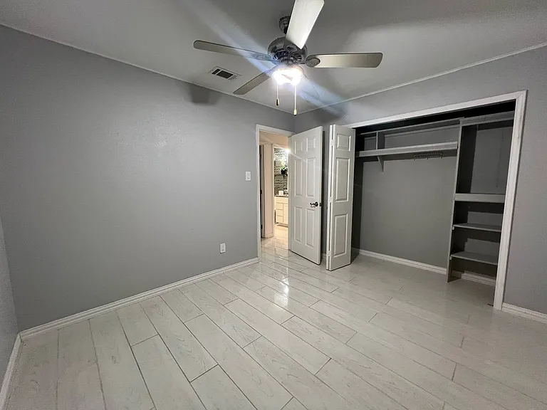 3005 Hillsdale Ln — Photo 6