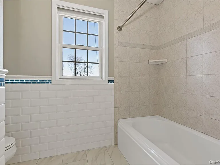 2301 Mohansic Ave — Photo 23