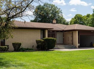 18201 Nadol Dr, Southfield, MI