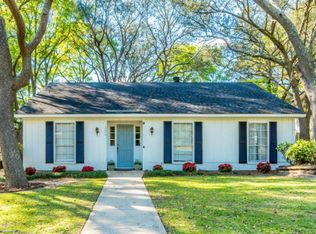 2644 Old Dobbin Dr E, Mobile, AL 36695