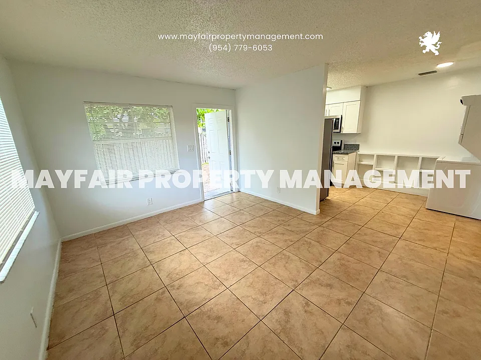 1941 NW 14th Ave #D