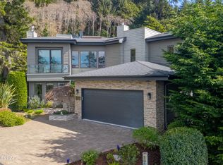193 Sea Crest Ln, Otter Rock, OR