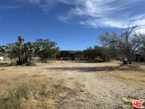 32049 213th St E, Llano, CA 93544
