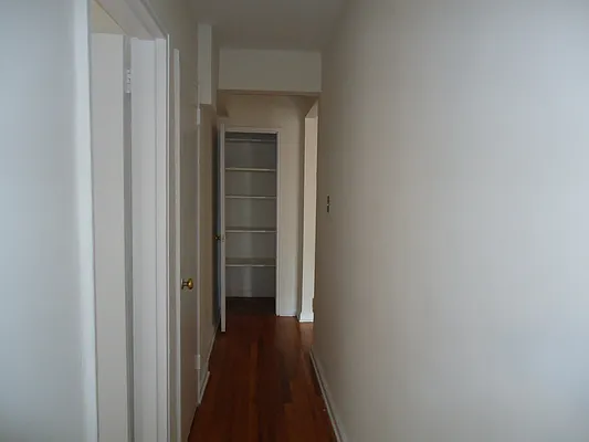 Rented by Nu Place Realty | media 7