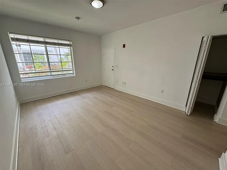 1000 Meridian Ave #17 — Photo 7