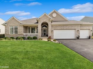 1099 Waterfront Ln, Hampshire, IL 60140