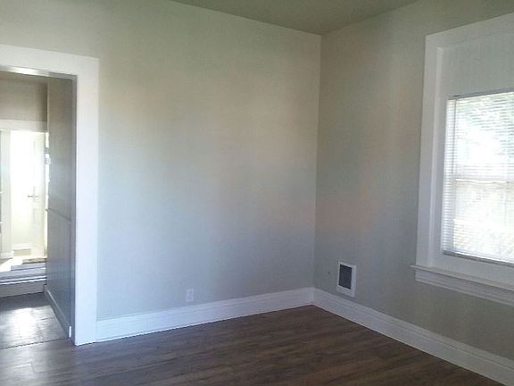 5th image of 1410 E 29th St