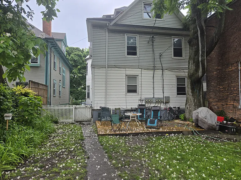 467 Norwood Ave — Photo 14