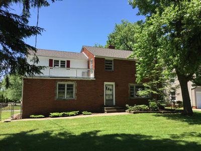 1192 Richmond Rd, Lyndhurst, OH, 44124