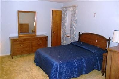 4th image of 5130 Jarlath Ave