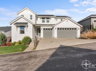 990 W Magnolia Loop, Washougal, WA 98671