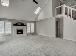 6617 W 126th Ter, Overland Park, KS 66209
