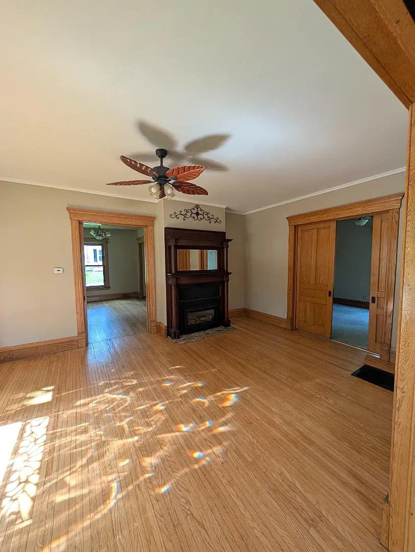 206 Oak St - 206 Oak St (Lower) — Photo 3