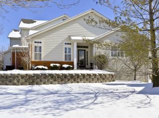16802 Chesterfield Bluffs Cir, Chesterfield, MO