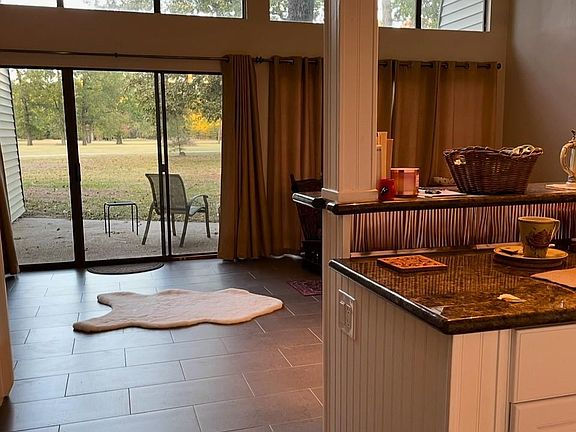 3rd image of 24474 Country Club Dr