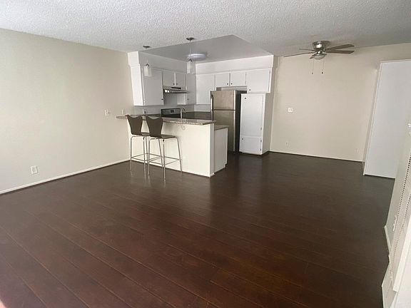 4th image of 1731 N Normandie Ave APT 12