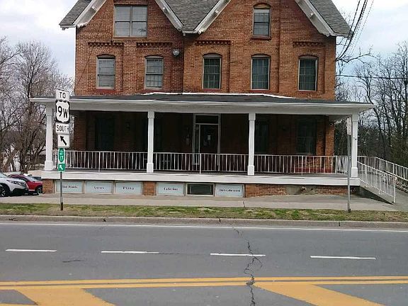 2nd image of 74 North St APT 2