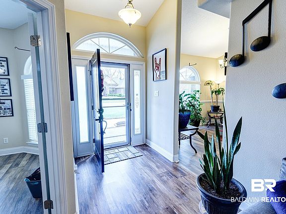 4th image of 9228 Ottawa Dr