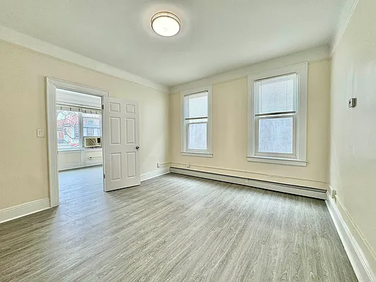 Rented by Astoria Realty | media 6