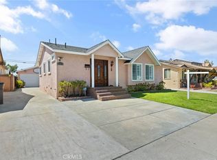 11416 212th St, Lakewood, CA 90715
