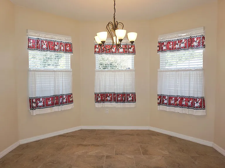 1445 Wallace Manor Pass — Photo 7
