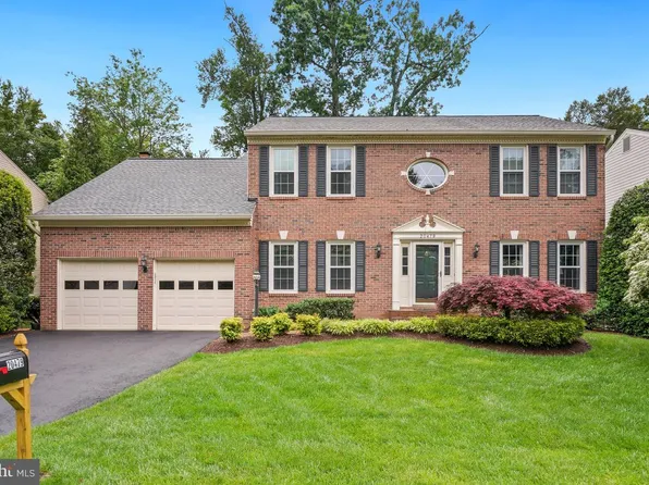 20479 Quarterpath Trace Cir, Sterling, VA 20165