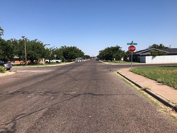 4th image of 1337 Zeneta Ave