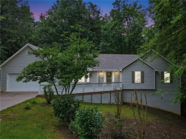 7035 Crossview Dr, Cumming, GA 30041