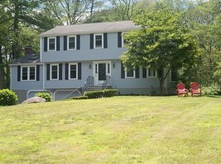 10 Stacey Rd, Norfolk, MA 02056