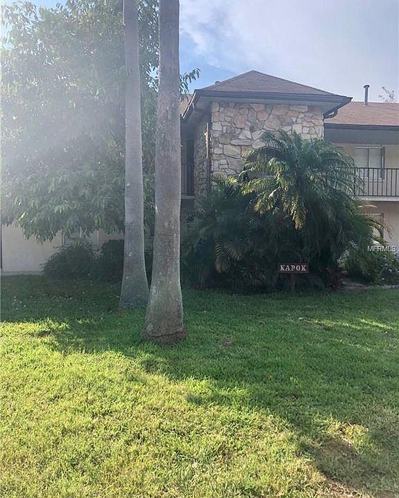 1st image of 827 Orchid Springs Dr